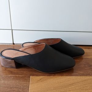 Madewell Black Leather Mule